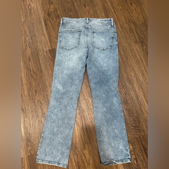 Sam Edelman straight-leg blues with a classic worn look - Picture 3 of 8